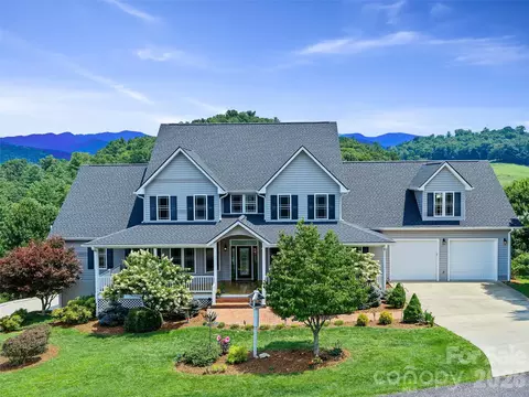 119 Horseshoe Trl, Barnardsville, NC 28709