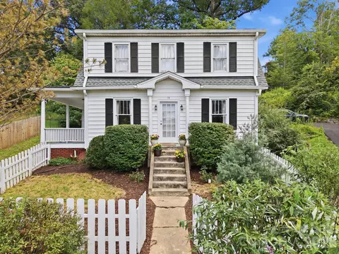 45 Woodvale Ave, Asheville, NC 28804