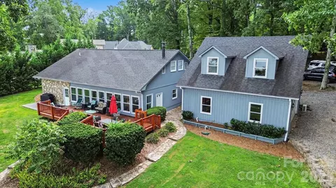 208 Stonemarker Rd, Mooresville, NC 28117