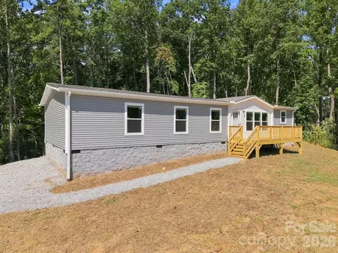Exterior - 93 Foxcroft Ln, Flat Rock, NC 28792 photo 2 of 6