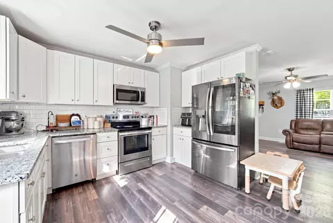 Kitchen - 1364 Stroupe Rd, Lancaster, SC 29720 photo 2 of 2