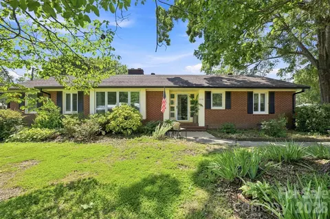 310 Brook St, Kannapolis, NC 28083