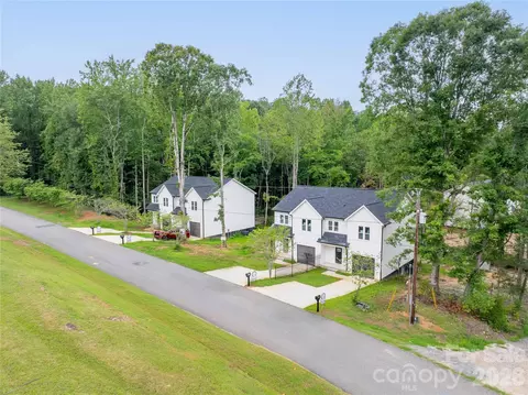 2961 Hughey Dr, Newton, NC 28658