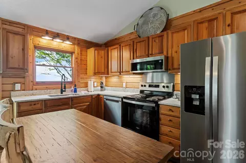 Kitchen - 345 Chalk Dust Trl, Purlear, NC 28665 photo 1 of 3