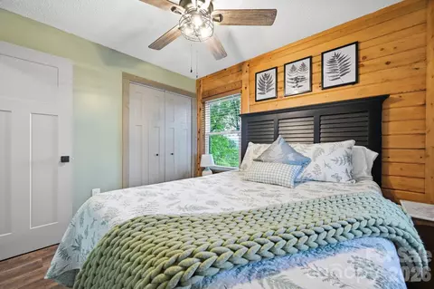 Bedroom - 345 Chalk Dust Trl, Purlear, NC 28665 photo 4 of 8