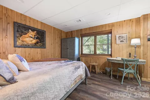Bedroom - 345 Chalk Dust Trl, Purlear, NC 28665 photo 7 of 8