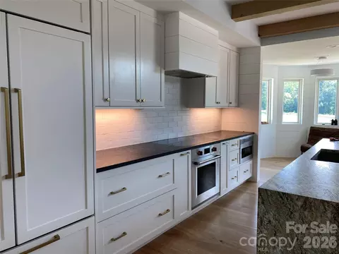 Kitchen - 9151 Archer Rd, Davidson, NC 28036 photo 3 of 4