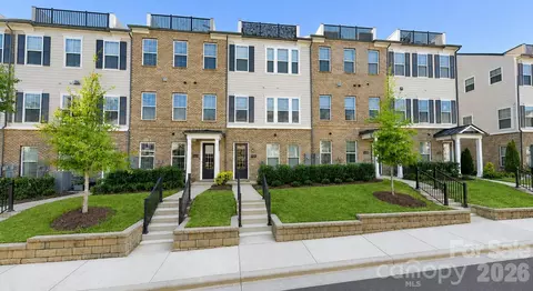 2526 Kenmore Ave, Charlotte, NC 28204