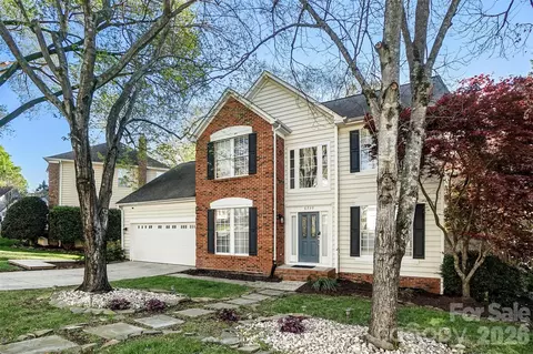 6239 Skyline Dr, Charlotte, NC 28269