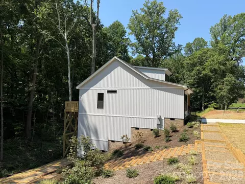 Exterior - 308 Willow St, Stanley, NC 28164 photo 3 of 11