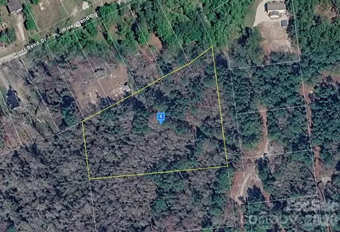 101 Pine Ridge Ct, Burgaw, NC 28425
