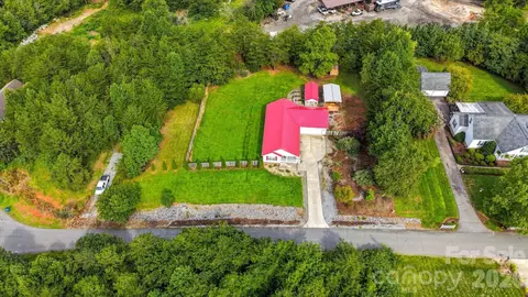 View/Area - 4262 Quarry Dr, Morganton, NC 28655 photo 6 of 7