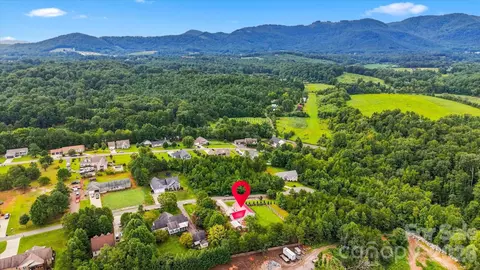 View/Area - 4262 Quarry Dr, Morganton, NC 28655 photo 2 of 7