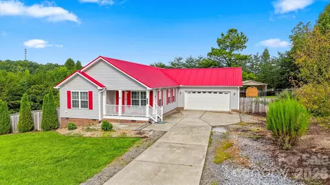 4262 Quarry Dr, Morganton, NC 28655