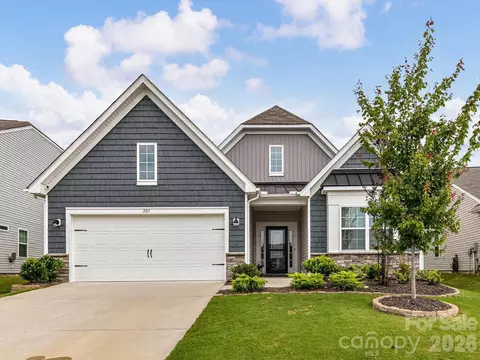 209 Kennerly Center Dr, Mooresville, NC 28115