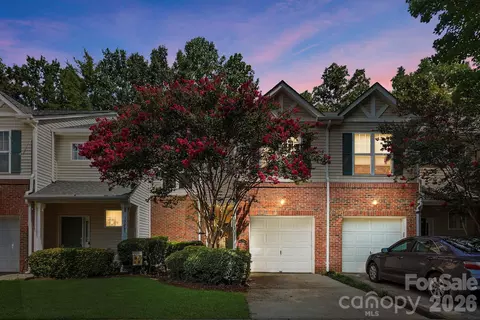 17067 Commons Creek Dr, Charlotte, NC 28277