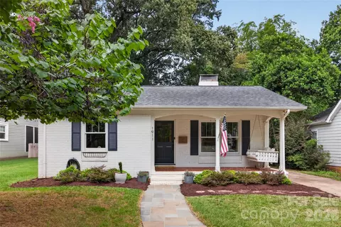 1911 Club Rd, Charlotte, NC 28205