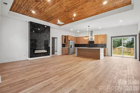 Living - 504 E 24th St, Kannapolis, NC 28083 photo 3 of 5