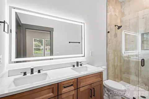 Bath - 504 E 24th St, Kannapolis, NC 28083 photo 1 of 2