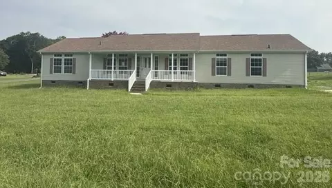 311 W Timberland Dr, Grover, NC 28073