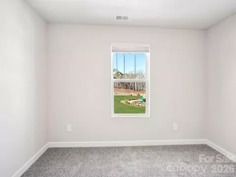 1555 31st Ne St NE, Conover, NC 28613 photo 9