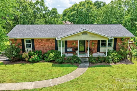 7220 Pharr Mill Rd, Harrisburg, NC 28075
