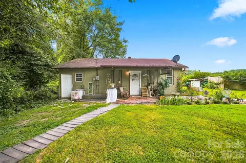 2588 Old Shelby Rd, Hickory, NC 28602