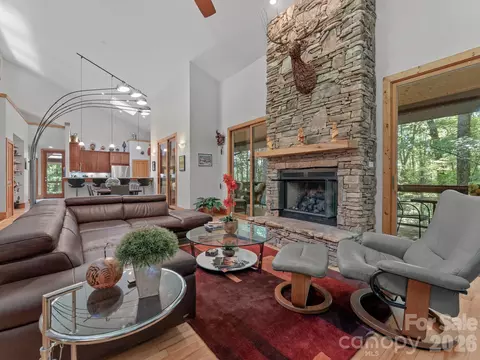 1370 Salola Ln, Brevard, NC 28712