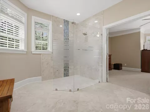Bath - 1023 Madras Ct, Davidson, NC 28036 photo 3 of 8