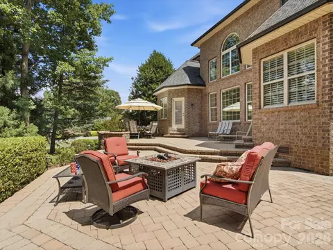 Exterior - 1023 Madras Ct, Davidson, NC 28036 photo 3 of 3