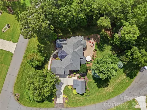 View/Area - 1023 Madras Ct, Davidson, NC 28036 photo 4 of 4