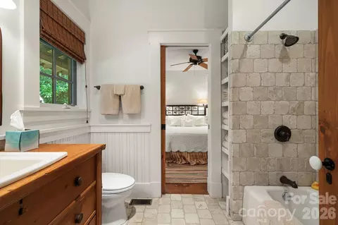 Bath - 21 Corkscrew 191 Way #191, Sylva, NC 28779 photo 3 of 7