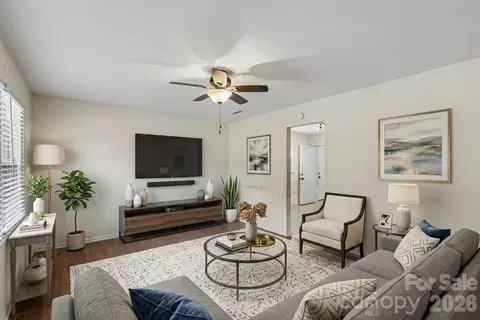 3616 Fagan Way, Charlotte, NC 28216