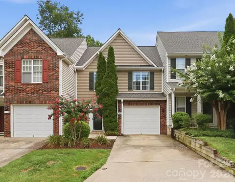1169 Academic Dr, Winston Salem, NC 27106