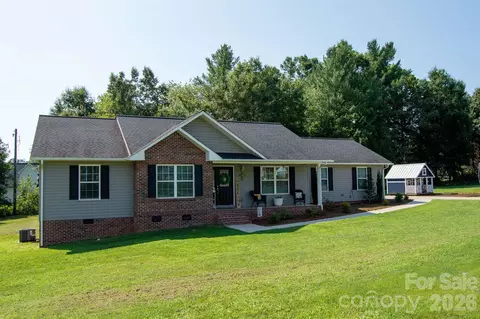 2422 23rd Street Ne Dr NE, Hickory, NC 28601