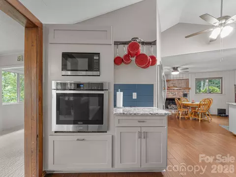 Kitchen - 12 E Park Dr, Tryon, NC 28782 photo 2 of 5