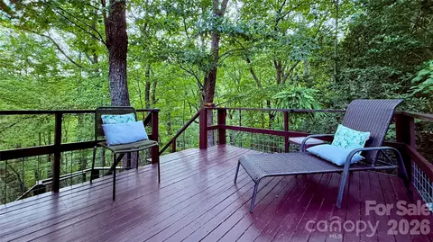 Exterior - 12 E Park Dr, Tryon, NC 28782 photo 4 of 11