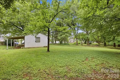 8516 Colgate Cir, Charlotte, NC 28214
