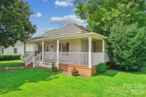Exterior - 706 S Main St, Clover, SC 29710 photo 6 of 12