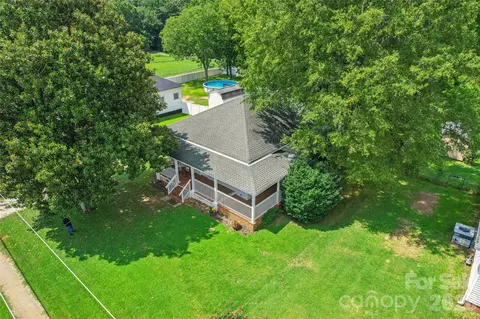 Exterior - 706 S Main St, Clover, SC 29710 photo 5 of 12