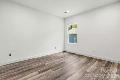 Bedroom - 503 E Dunlap St, Lancaster, SC 29720 photo 2 of 2