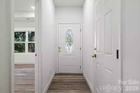 Entry Way - 503 E Dunlap St, Lancaster, SC 29720 photo 1 of 1