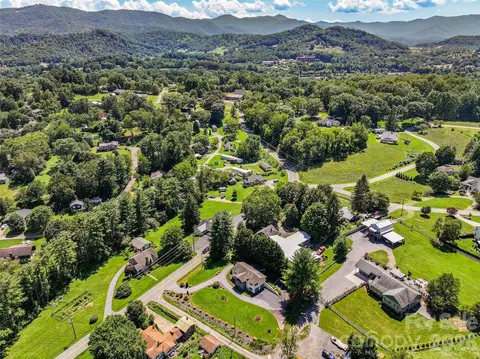 View/Area - 43 Thoren Ct, Clyde, NC 28721 photo 3 of 3