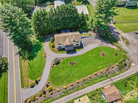 View/Area - 43 Thoren Ct, Clyde, NC 28721 photo 2 of 3