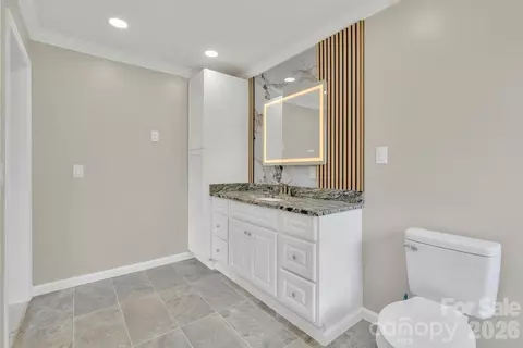 Bath - 490 Morehead Rd, Marion, NC 28752 photo 8 of 9
