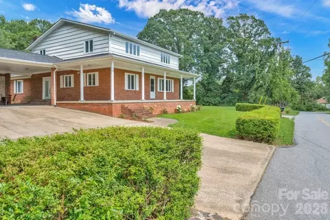 490 Morehead Rd, Marion, NC 28752
