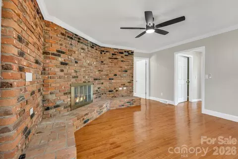 Living - 490 Morehead Rd, Marion, NC 28752 photo 2 of 7
