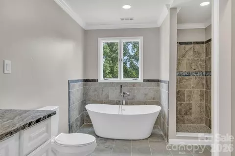 Bath - 490 Morehead Rd, Marion, NC 28752 photo 7 of 9