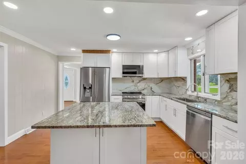 Kitchen - 490 Morehead Rd, Marion, NC 28752 photo 3 of 3
