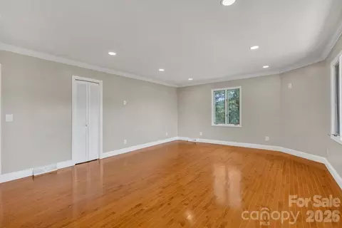 Living - 490 Morehead Rd, Marion, NC 28752 photo 4 of 7
